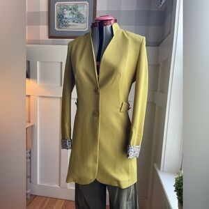 Elegant Lime Women's Blazer Size Small